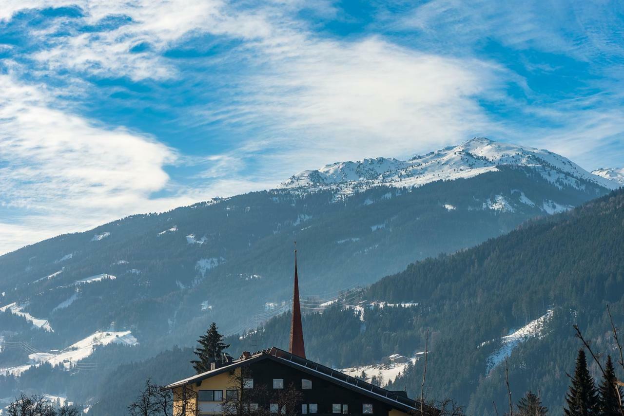 Hotel Standlhof Zillertal Uderns Kültér fotó